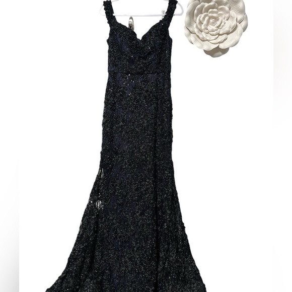 Aqua formal off the shoulders embellished lace gown size 10 - Picture 6 of 15